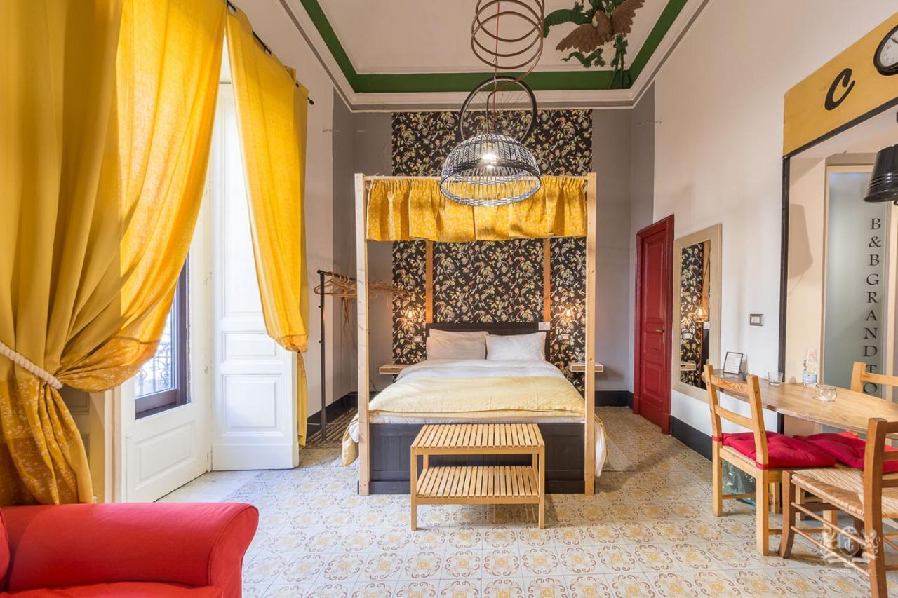 Grand Tour Design Guest House Catania Self Check-In Eksteriør billede